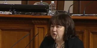 Росица Велкова