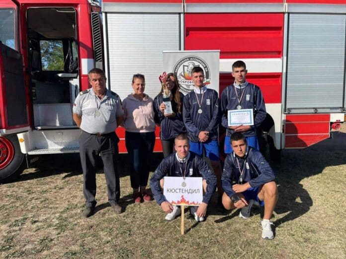 Състезатели