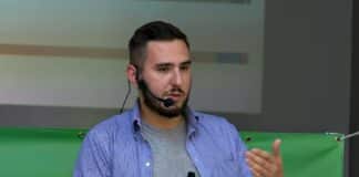 Благослав Михайлов