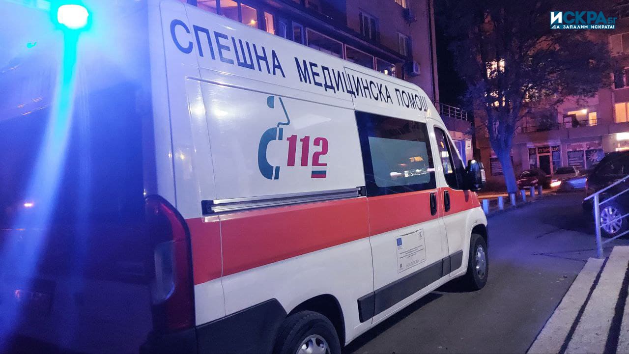 Мъж е в болница след пътнотранспортно произшествие в Бургас съобщиха