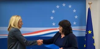 Сигрид Кааг и Росица Велкова