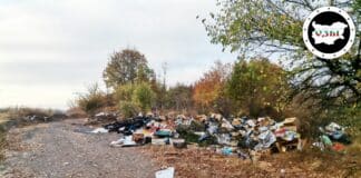 Отпадъци след село Маринка
