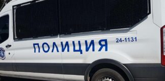 Полицейски автомобил