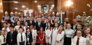 „Българската Коледа“, Румен Радев