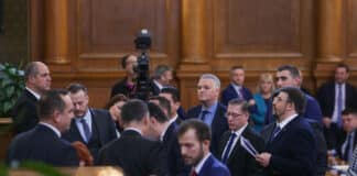 Скандал в Народното събрание