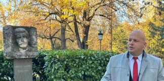 Деян Дойнов