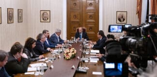 Среща на президента със синдикатите