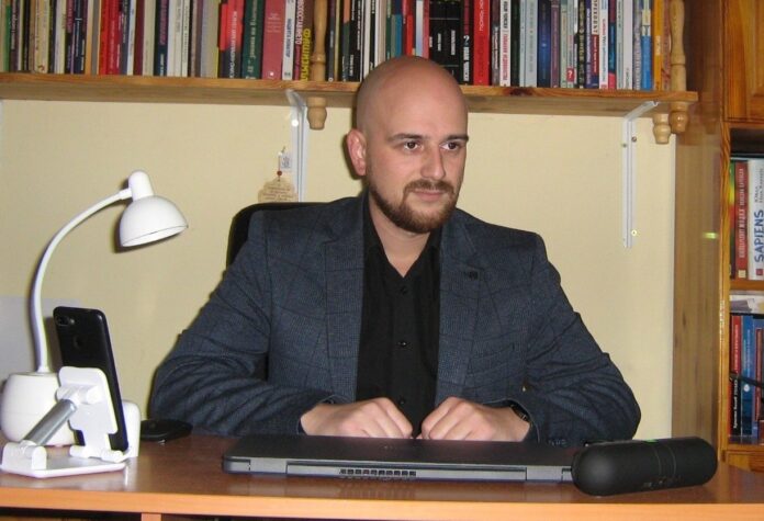 Светлин Тачев