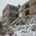 Украйна руини - зима.