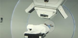 Протонен ускорител