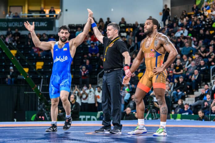 Джордан Бъроуз