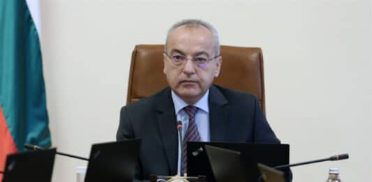 Гълъб Донев