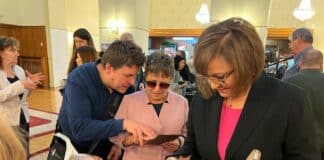 Корнелия Нинова