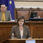 Корнелия Нинова