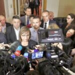 Корнелия Нинова пред журналисти