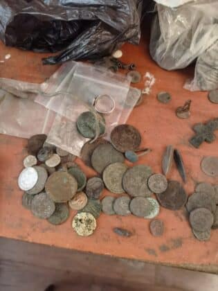 Предмети с културно-историческа стойност