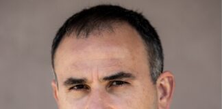 Проф. Александър Оскар