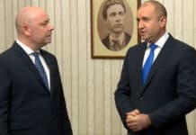 Проф. Николай Габровски и Румен Радев