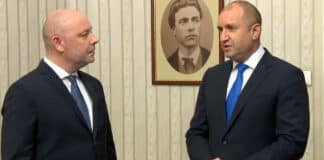 Проф. Николай Габровски и Румен Радев