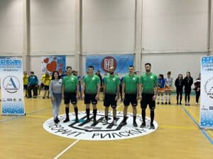 Шампионат по хокей