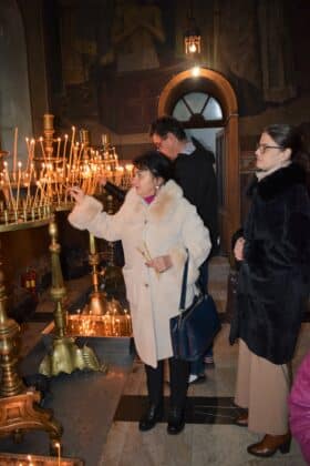 Света литургия във Видин