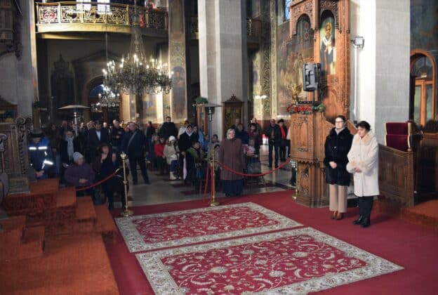 Света литургия във Видин