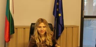 Заместник-министър Велислава Петрова