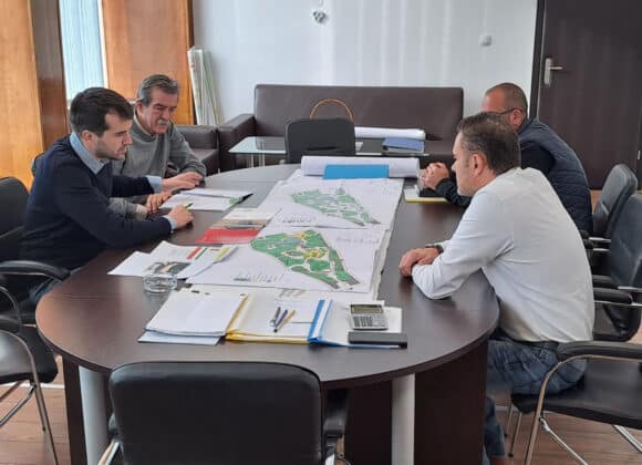 Обсъждане за Зоопарка