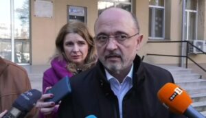 Д-р Асен Меджидиев