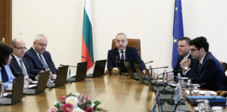 Премиер Гълъб Донев