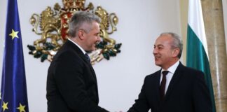 Карл Нехамер и Гълъб Донев