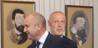 Две грешки - Радев и Генчев