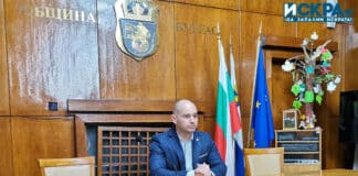 Иван Иванов