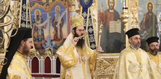 Литургия, църква