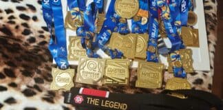 Медали, черен колан