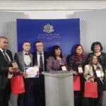 Просветният министър и медиаторите на годината