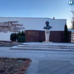 Паметник на Николай Гяуров