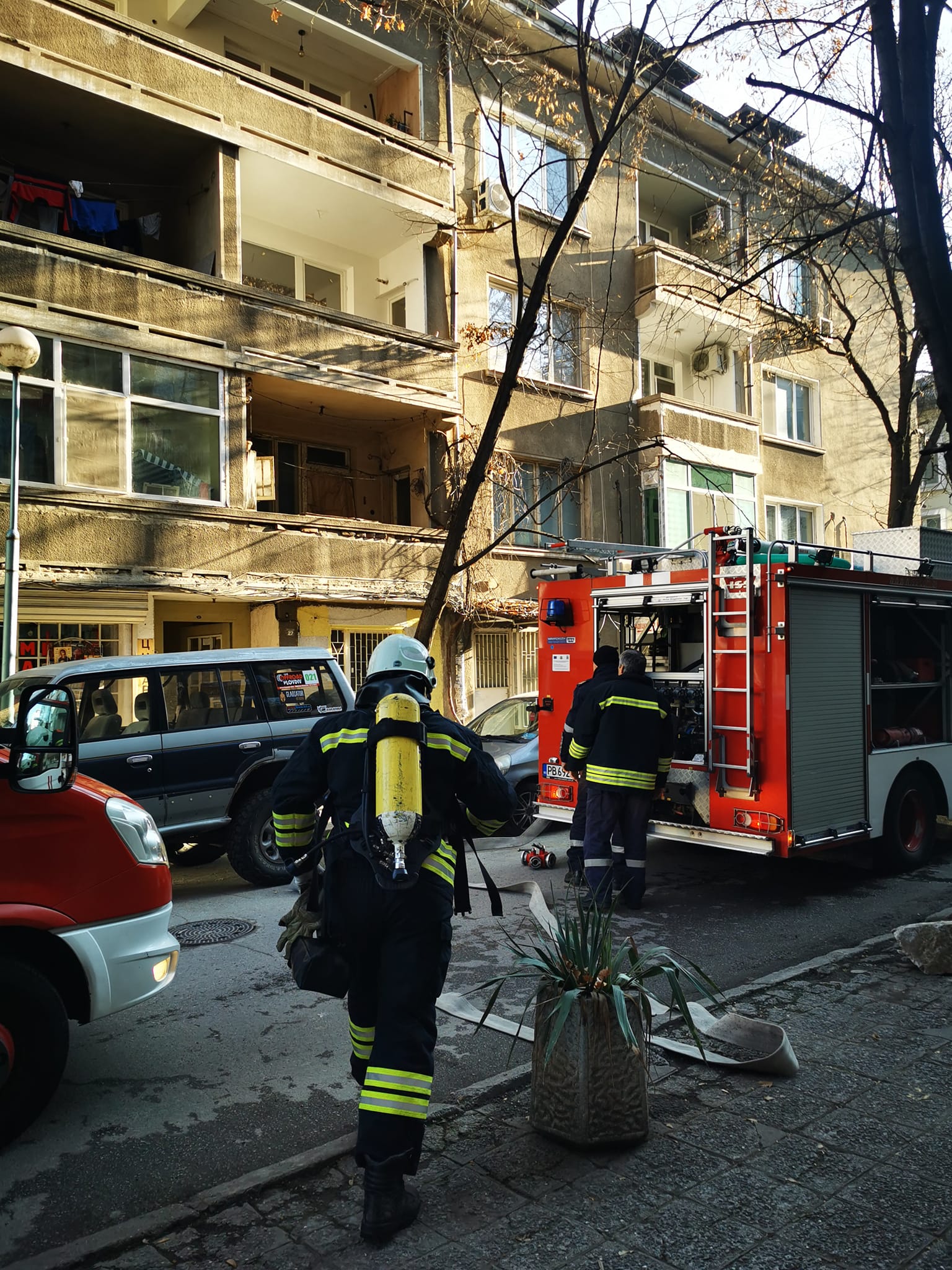 Възрастна жена е пострадала при пожар в Хасково съобщиха от