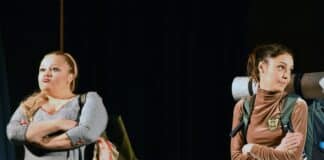 Спектакълът