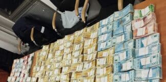 Недекларирана валута