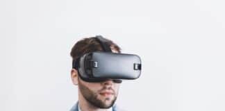 Виртуална реалност.