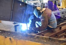 Работник, заварчик