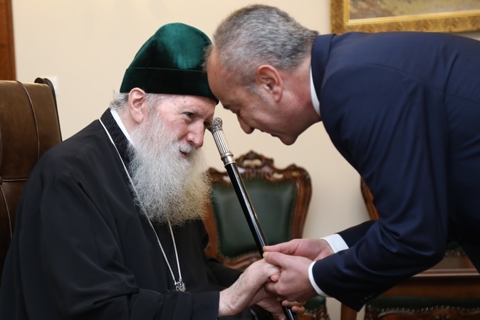 Българският патриарх Неофит и премиер Гълъб Донев