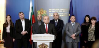 Брифинг на Гълъб Донев