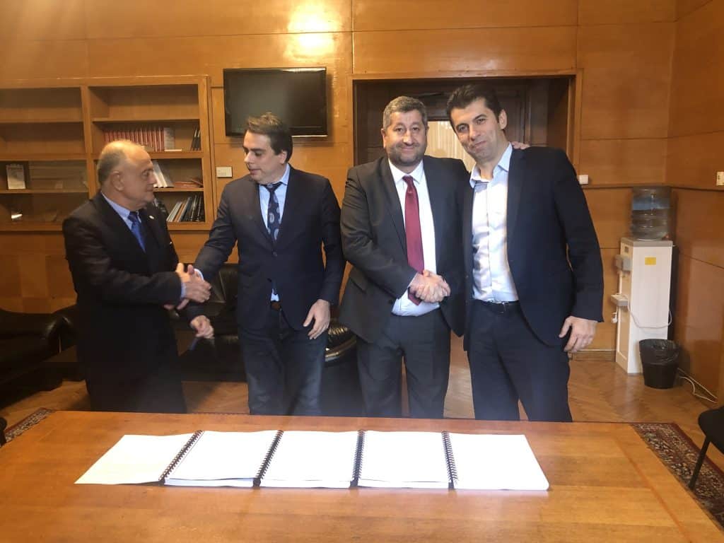 Коалиция Продължаваме промяната Демократична България изпрати декларация до медиите в която