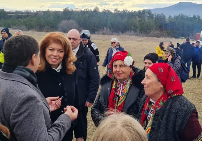 Илияна Йотова