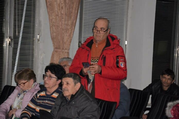 Информационна среща