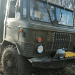 Камион с дървесина