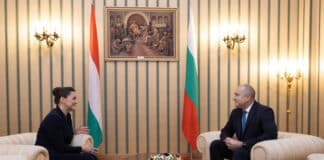 Каталин Новак и Румен Радев.