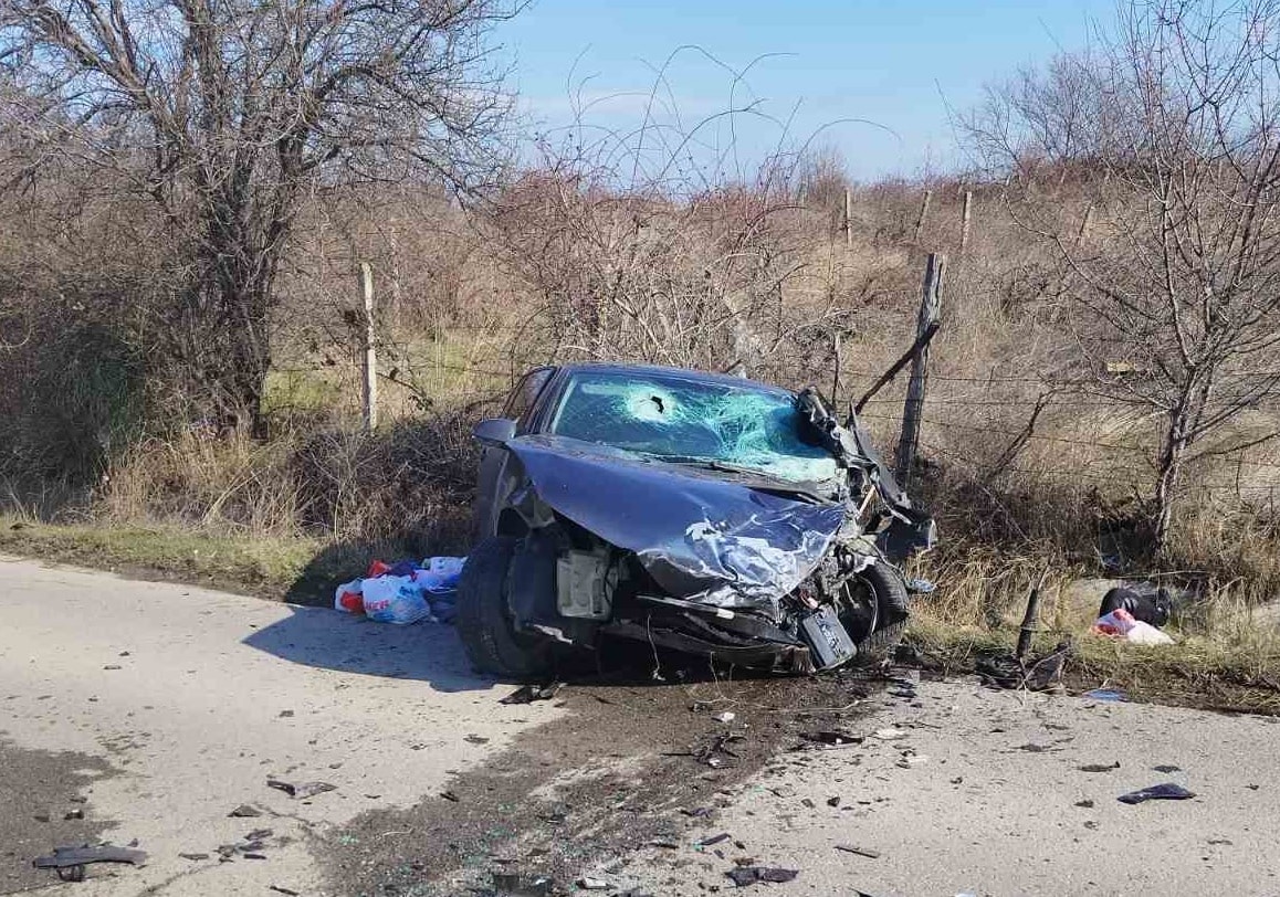 Тежко пътнотранспортно произшествие с пострадали по пътя Варна-Бургас, съобщиха от